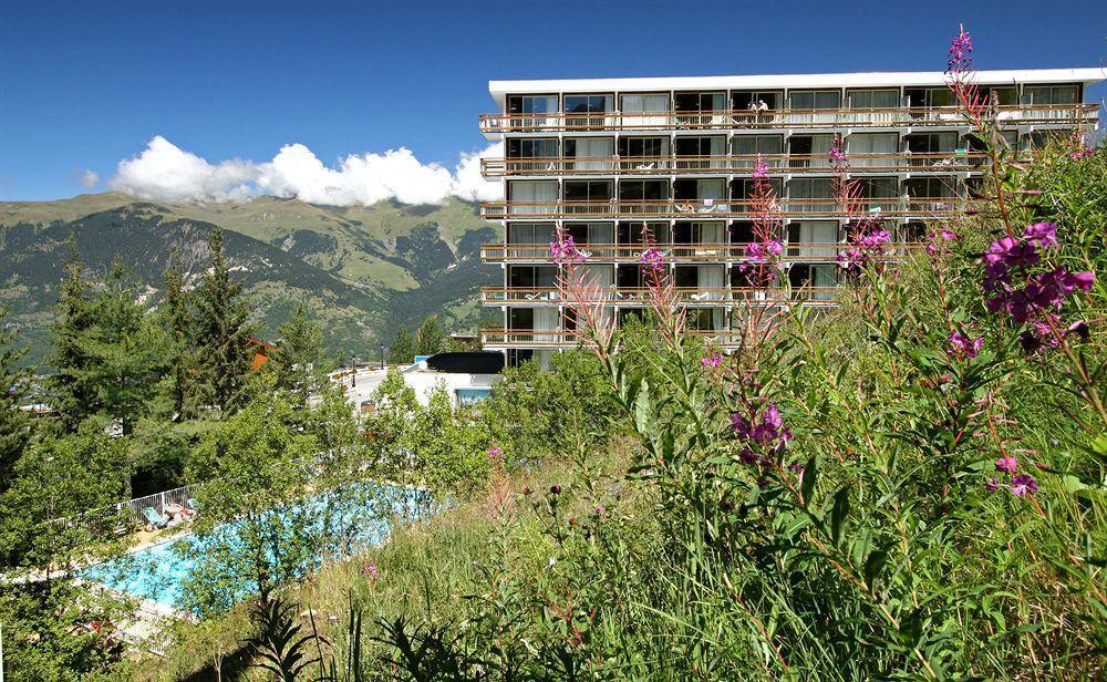Residence Pierre & Vacances Les Ecrins Courchevel Exterior photo